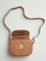 Bolsa Beira Rio Transversal com Corrente - Nude - Imagem 3