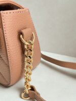 Bolsa Beira Rio Transversal com Corrente - Nude - Imagem 4
