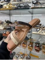 Rasteira Beira Rio Tiras Finas com Tachas – Multicolorida - Imagem 5